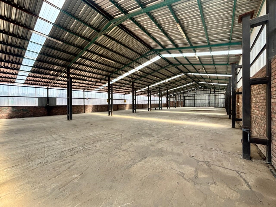 To Let commercial Property for Rent in Klerksdorp Industrial North West